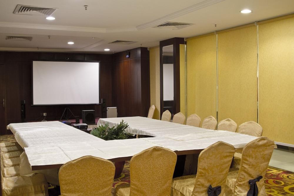Ekono Jeddah Airport Hotel Экстерьер фото